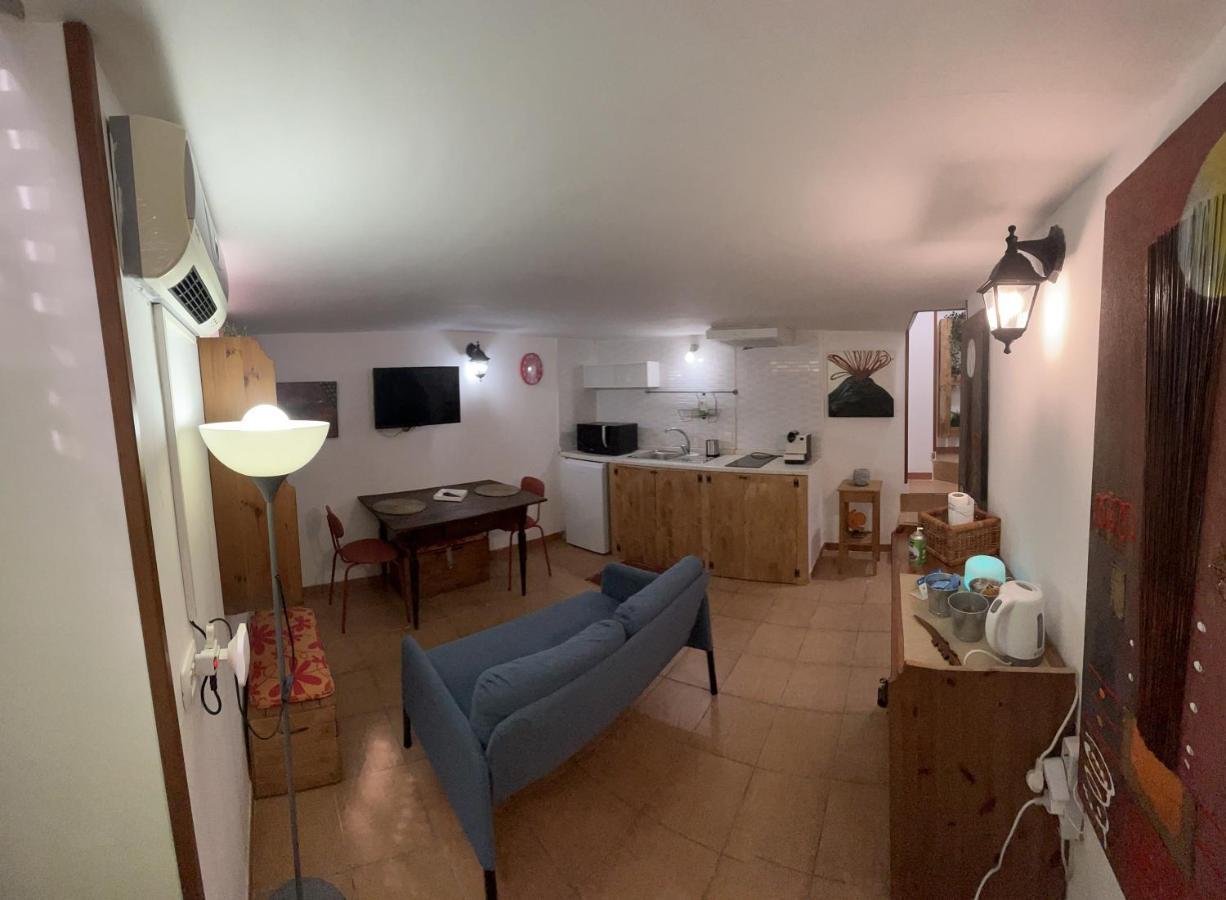 La Casa Di Rocco Apartment Napoli Ngoại thất bức ảnh